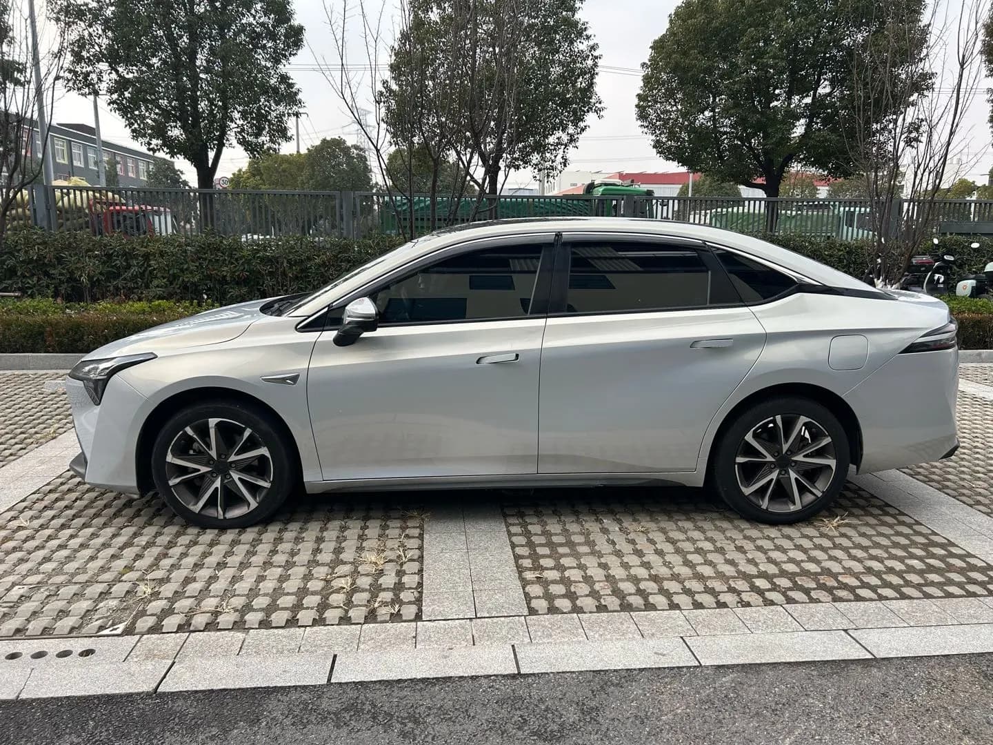 GAC Aion S Plus 2021 3