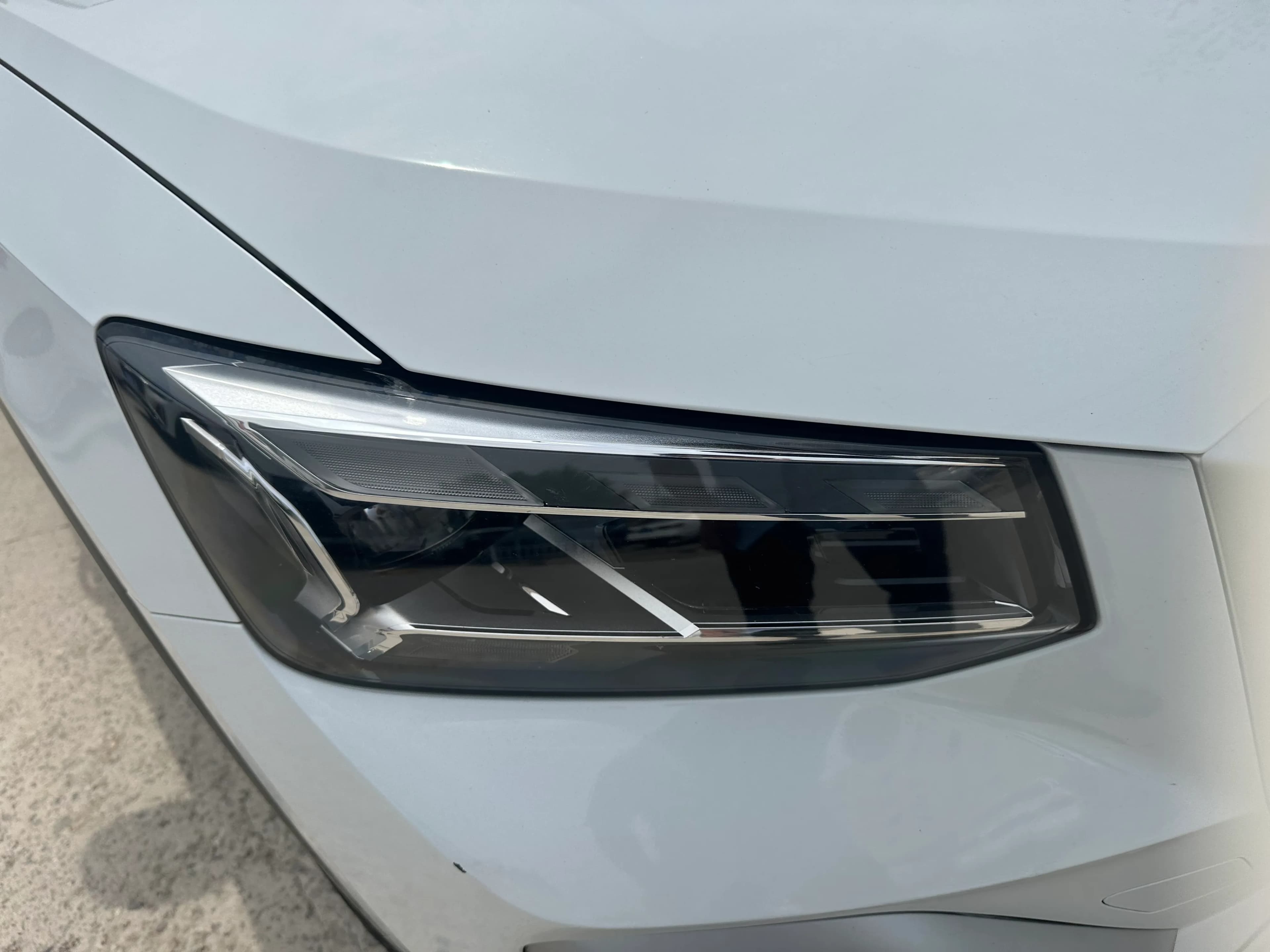 Audi Q2L 2021 4