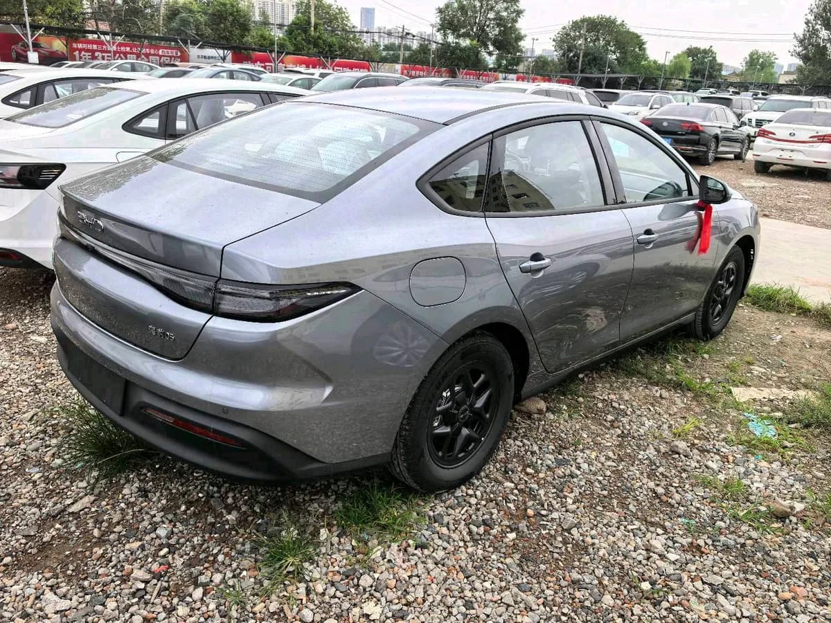 BYD Seal 05 2025 2