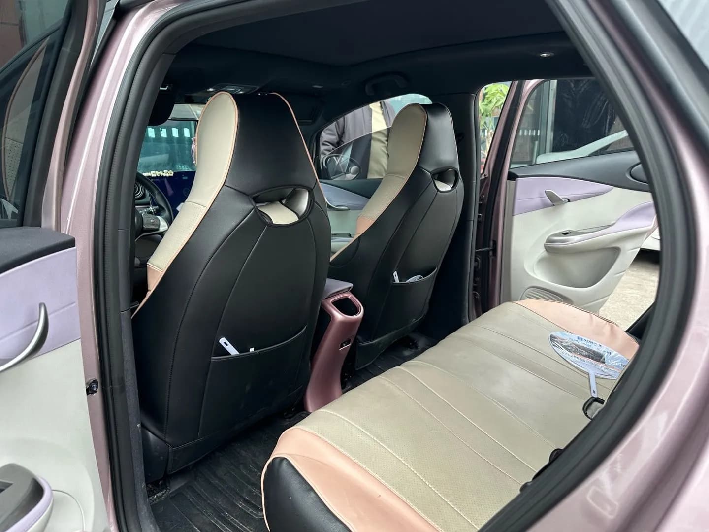 BYD Dolphin 2023 3
