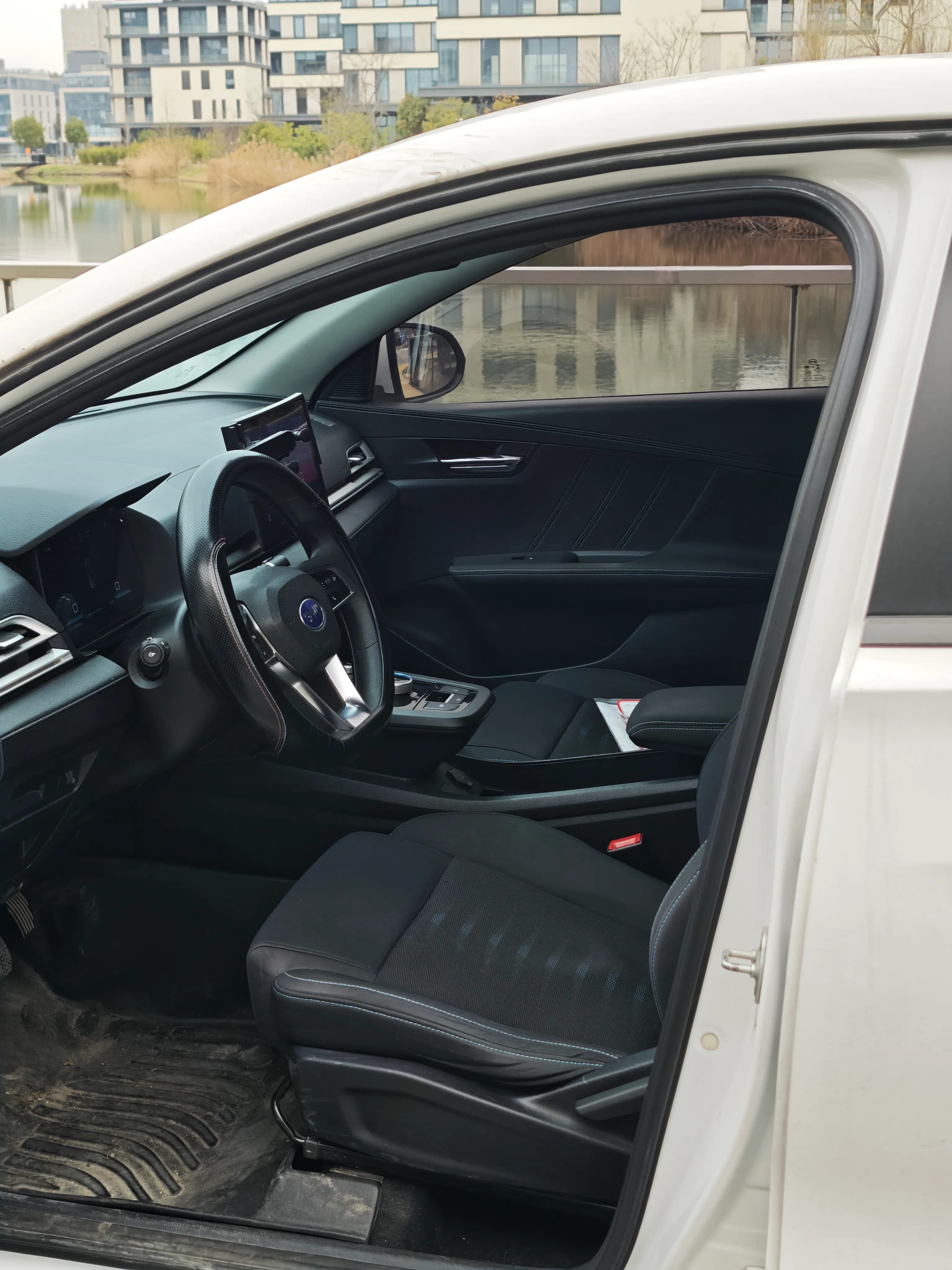 BYD e2 2021 4