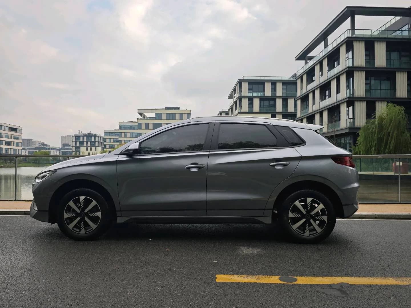 BYD e2 2023 9