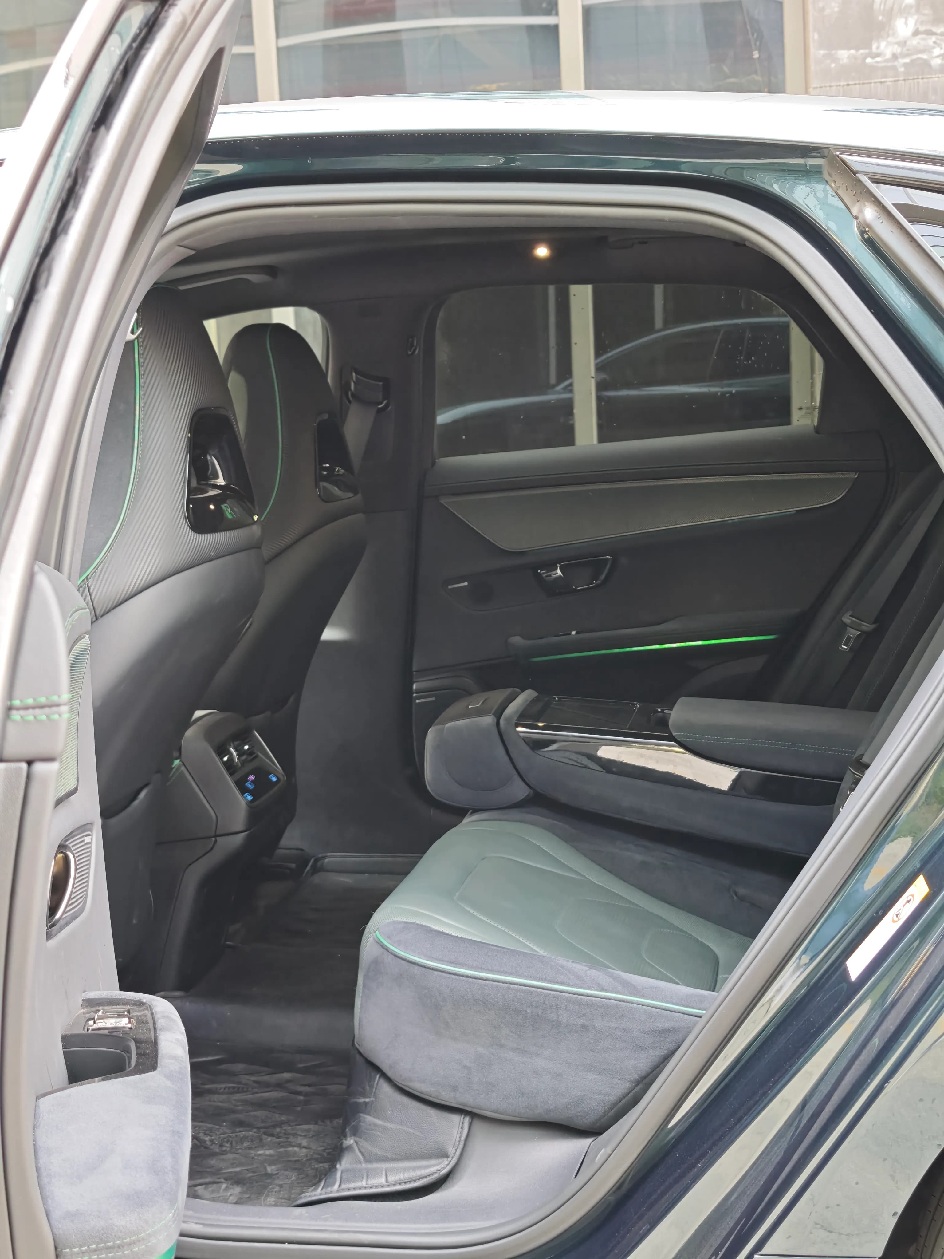 BYD Han 2022 8