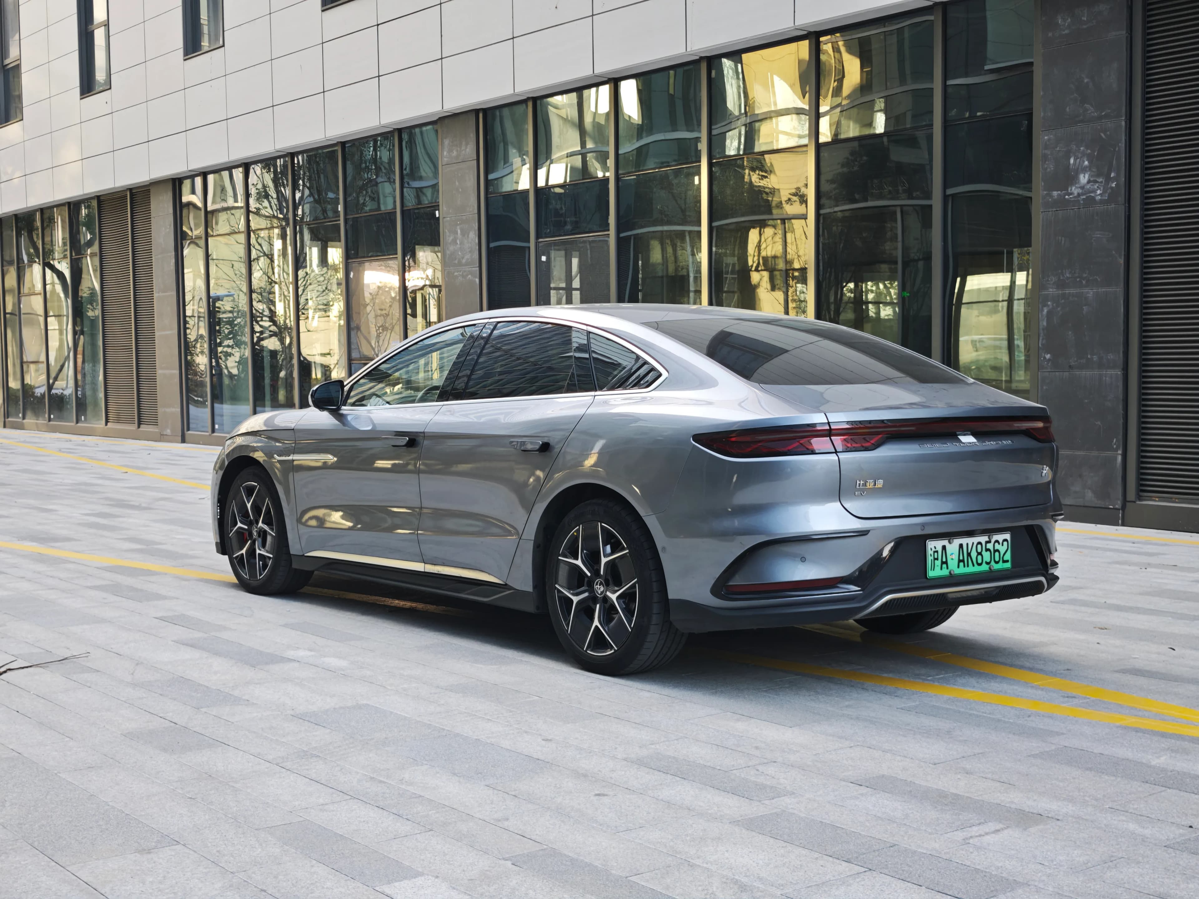 BYD Han 2022 3
