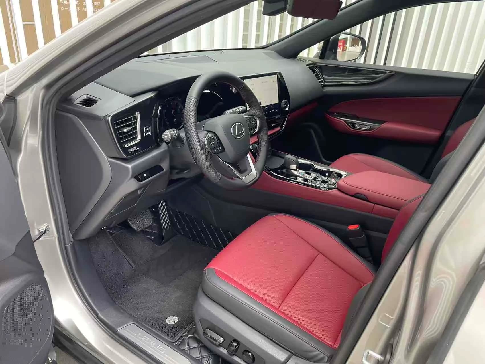 Lexus NX 2022 3