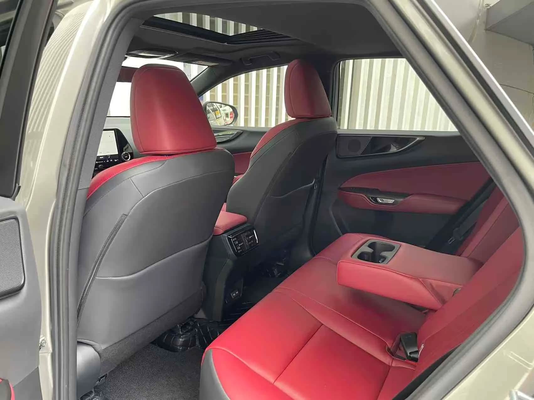 Lexus NX 2022 4