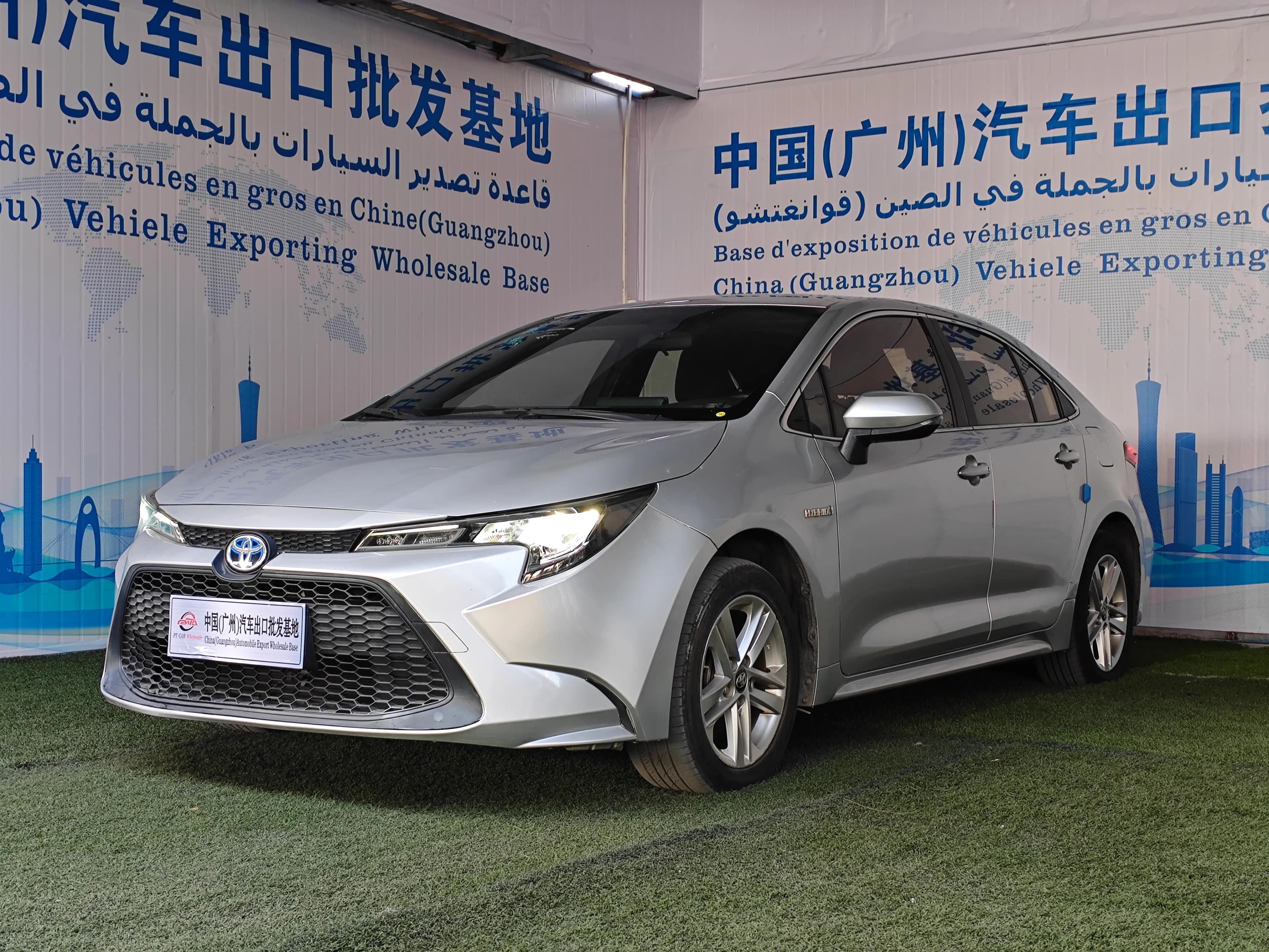 Lexus ES 2018 8