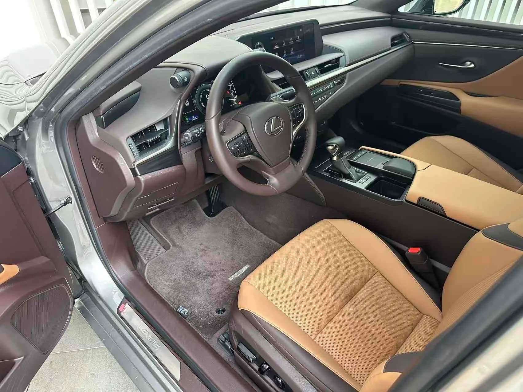 Lexus NX 2018 3