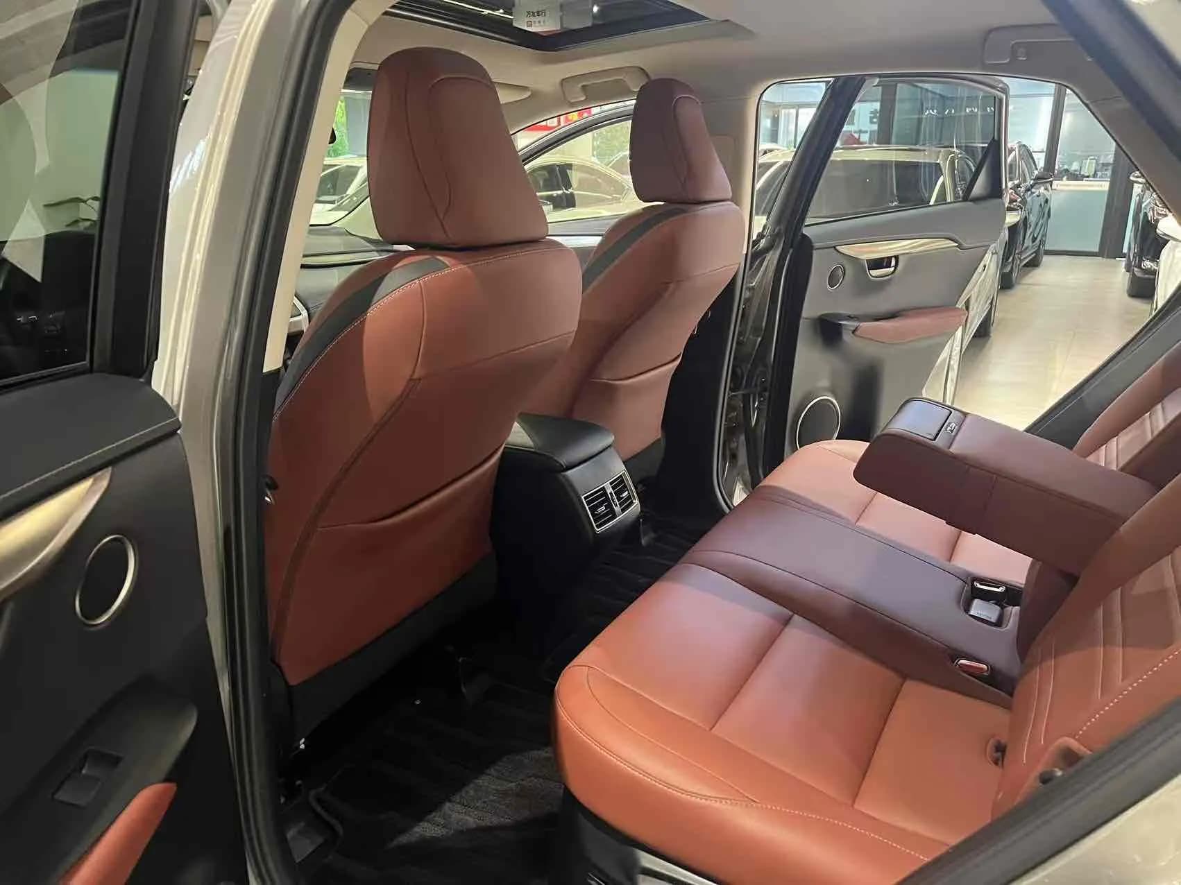 Lexus RX 2023 4
