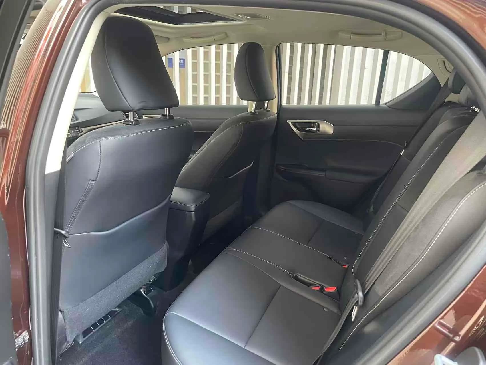 Lexus LS 2021 4