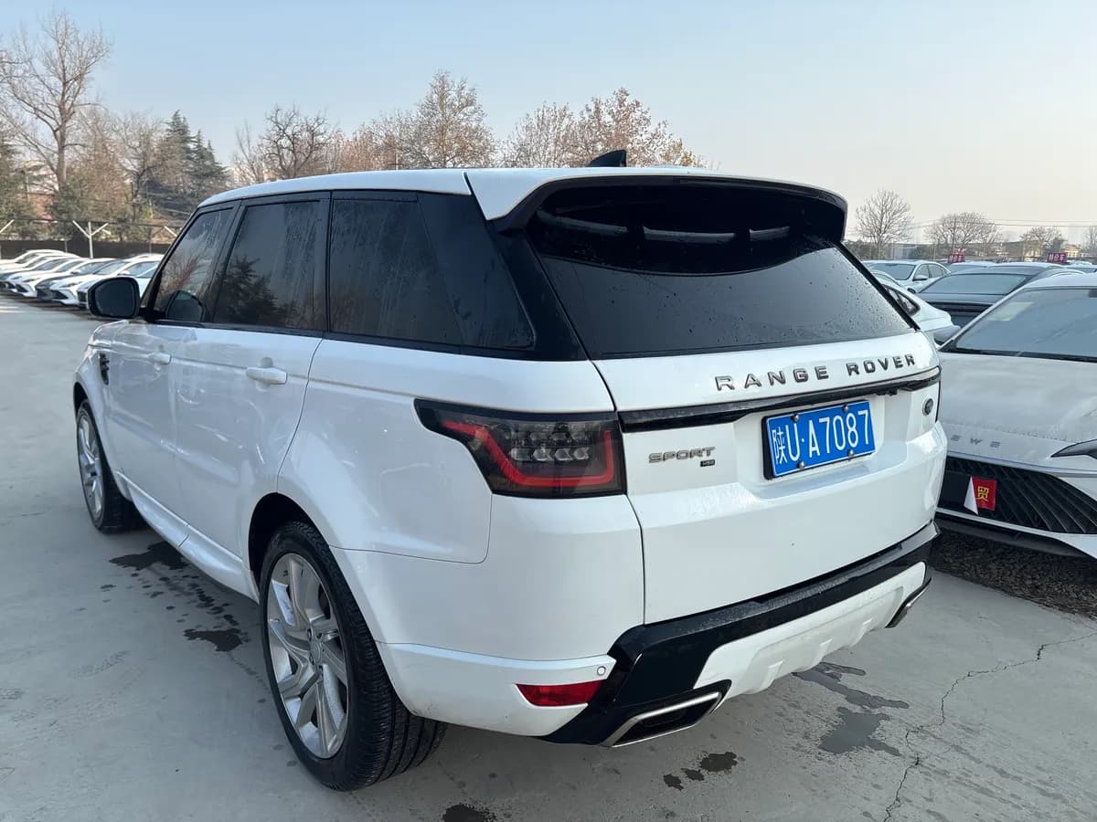 Land Rover 2020 3.0 L6 HST 4
