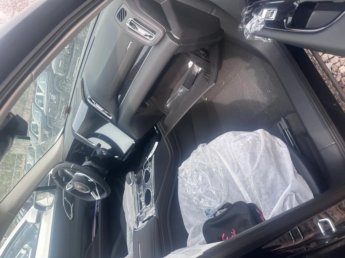 Hongqi HS3 PHEV 2024 115km 2