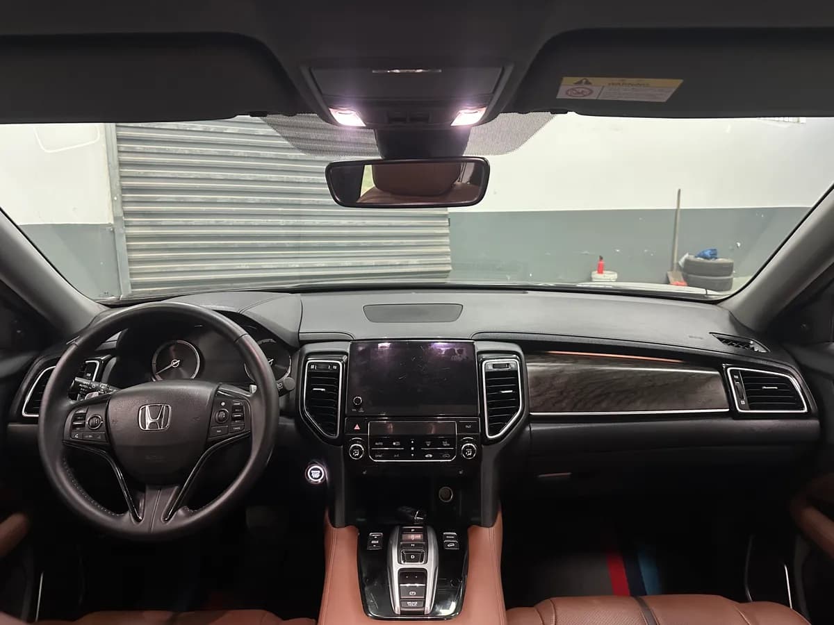 Honda UR-V 2020 370TURBO 9