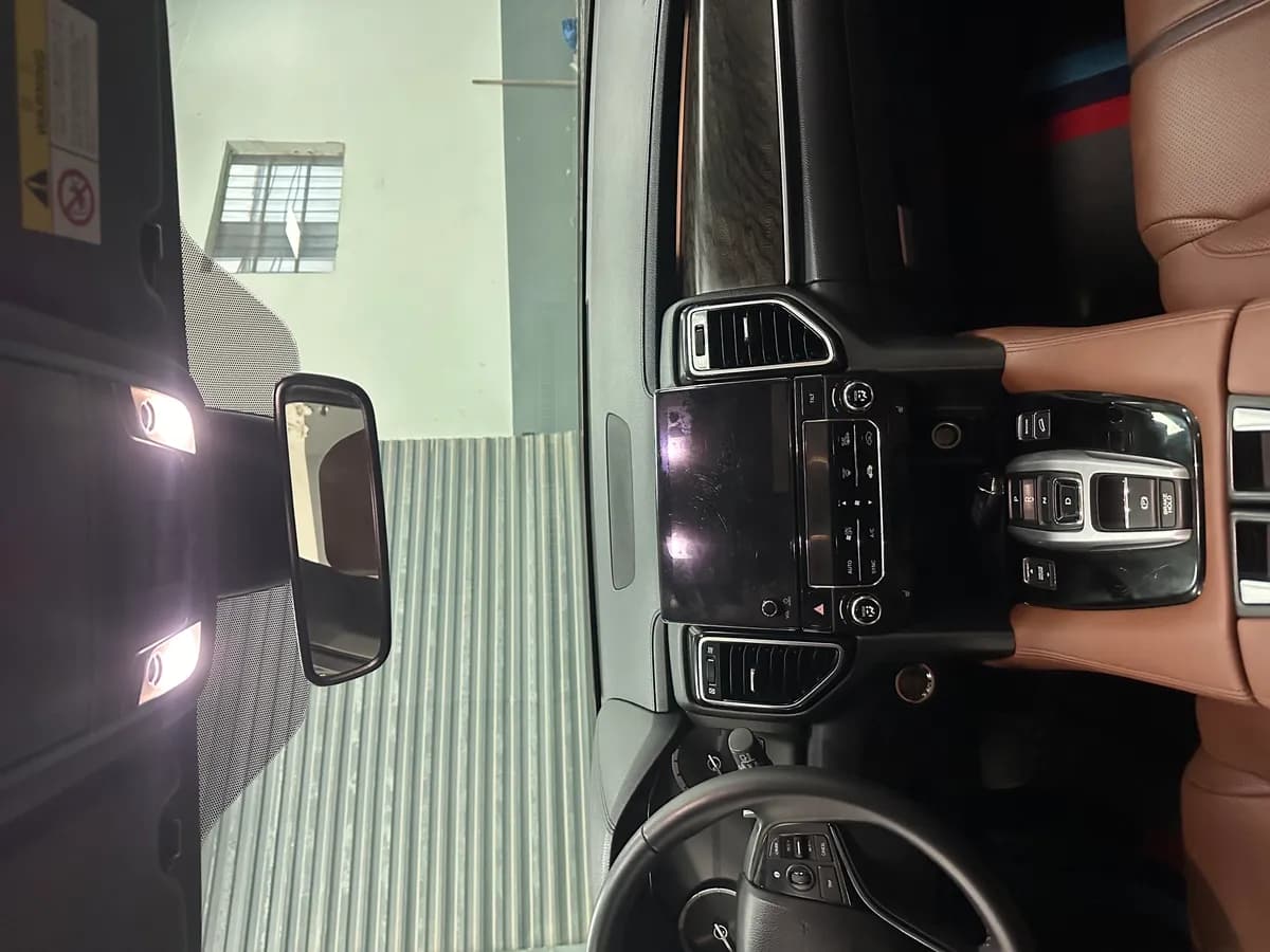 Honda UR-V 2020 370TURBO 10