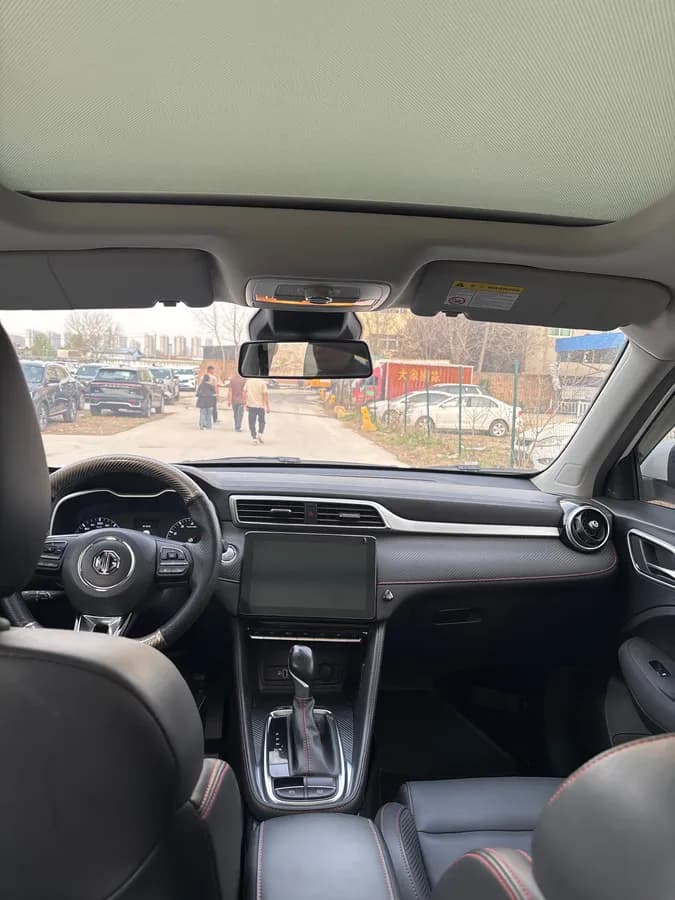 MG ZS 2020 180DVVT Lite 8