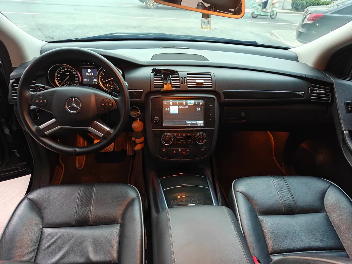 Mercedes-Benz R 2017 R 320 4MATIC 5