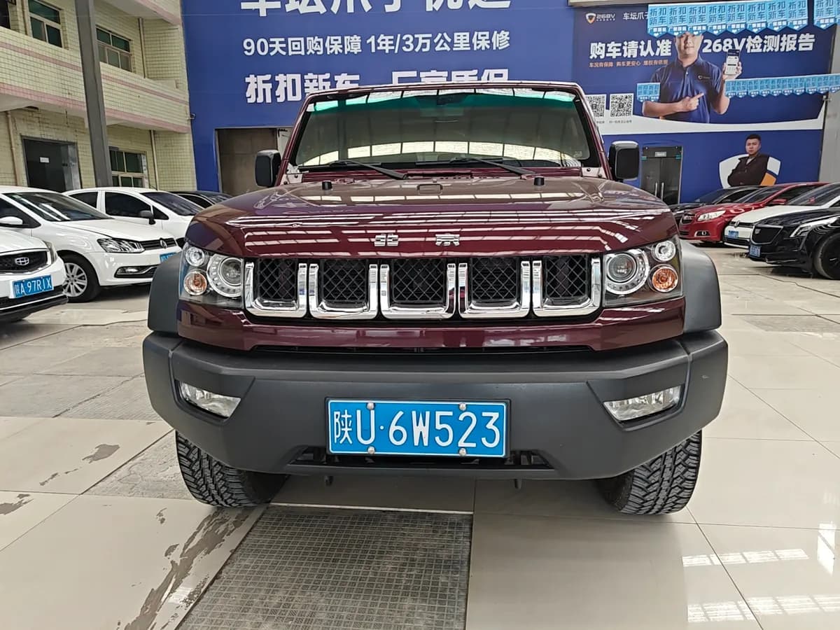 BAIC BJ40 2016 2.0T 2