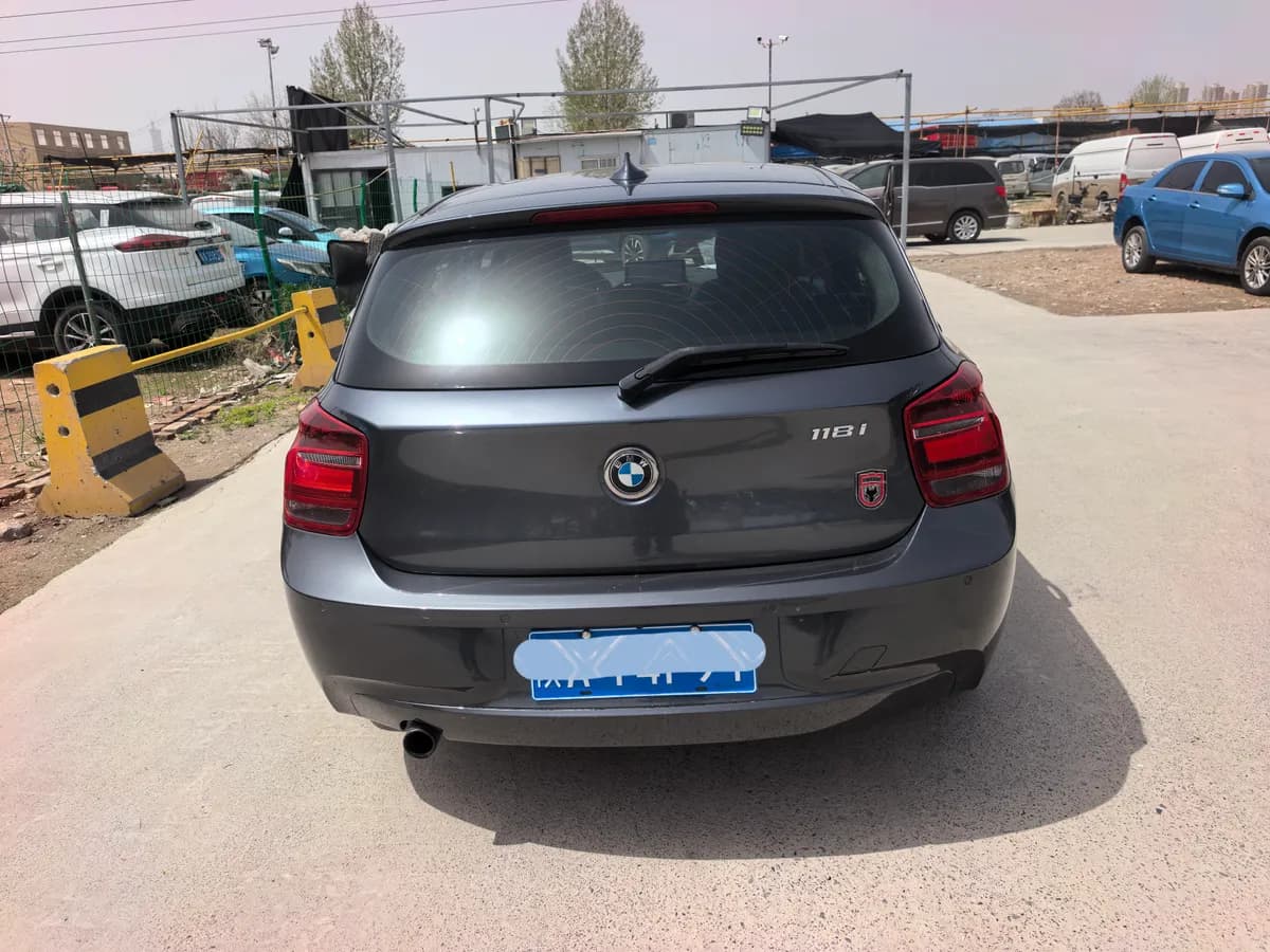 BMW 1 ( ) 2013 118i 7