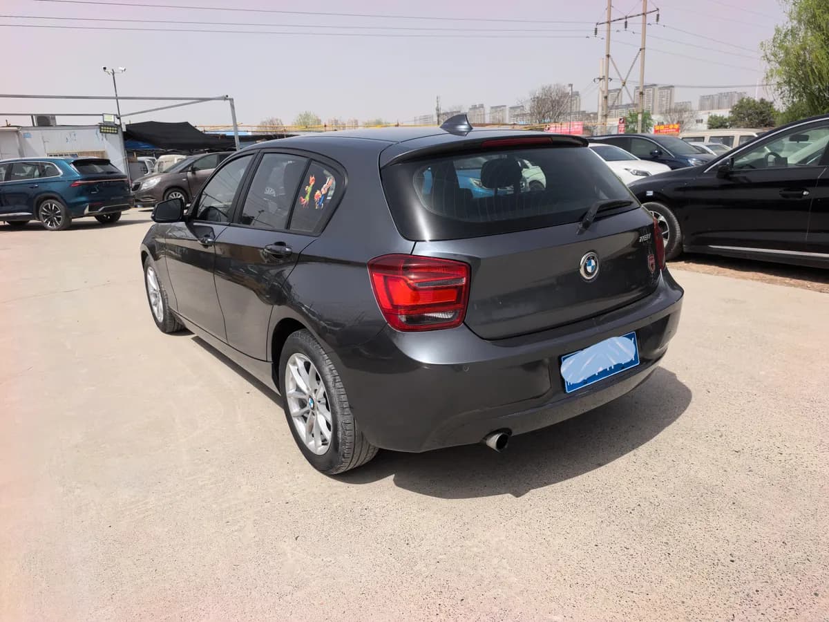 BMW 1 ( ) 2013 118i 8