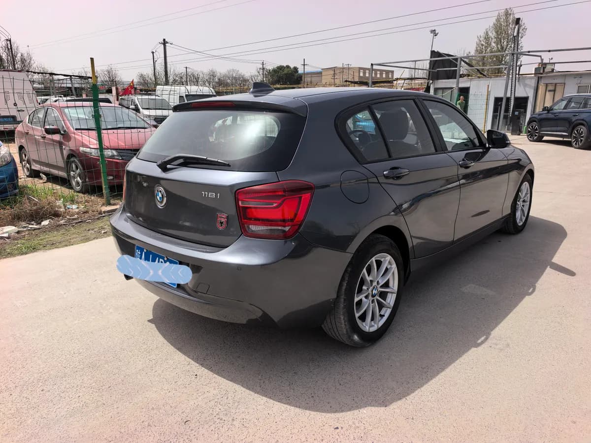 BMW 1 ( ) 2013 118i 9