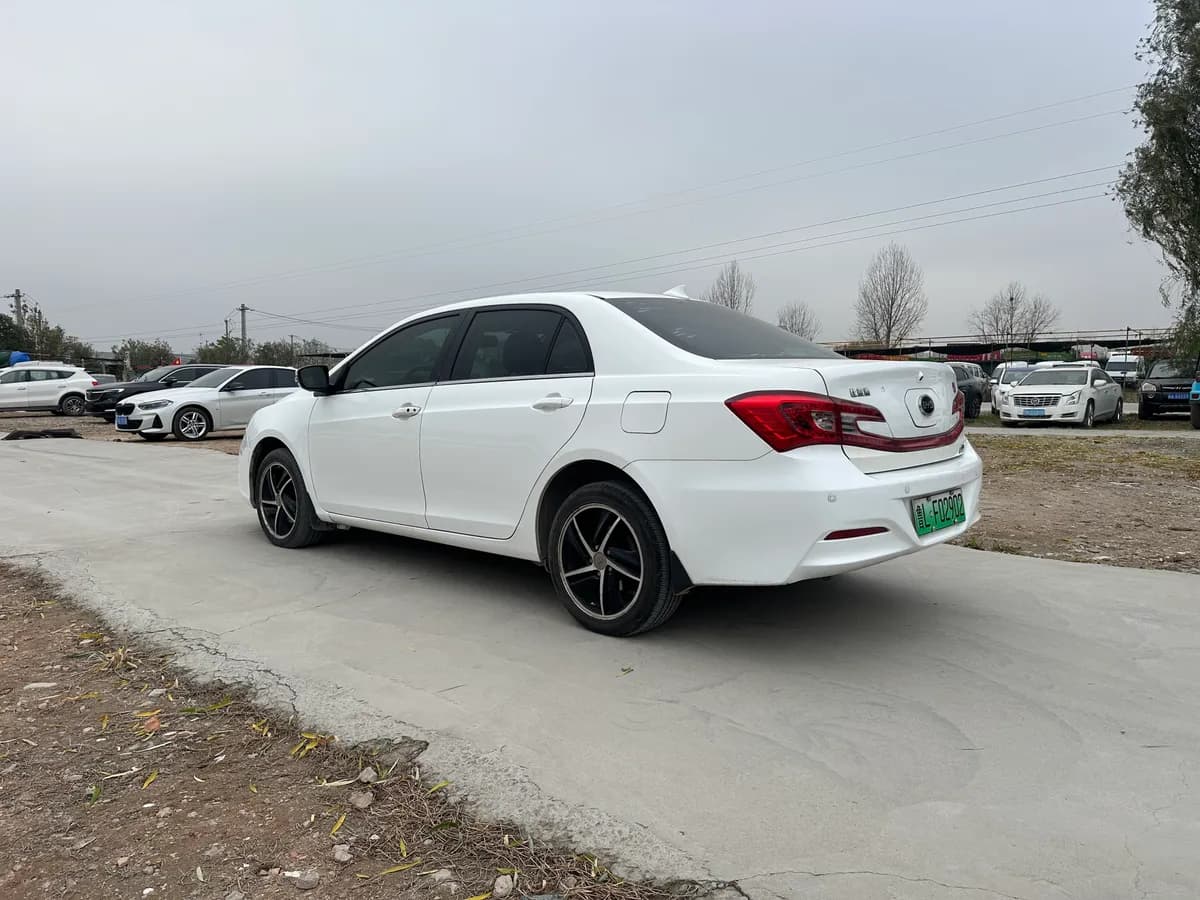 BYD 2015 1.5T 6