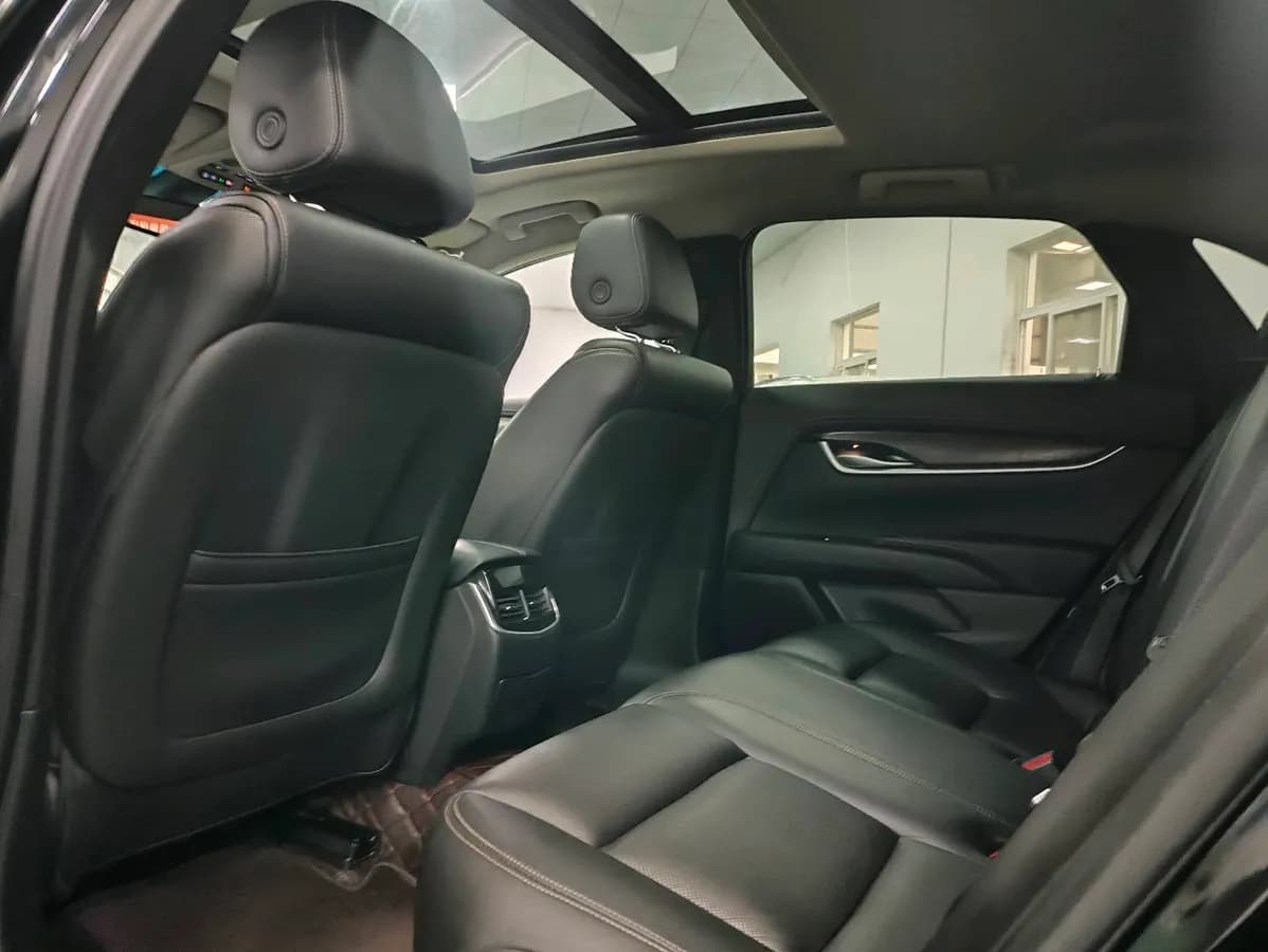 Cadillac XTS 2018 28T 7
