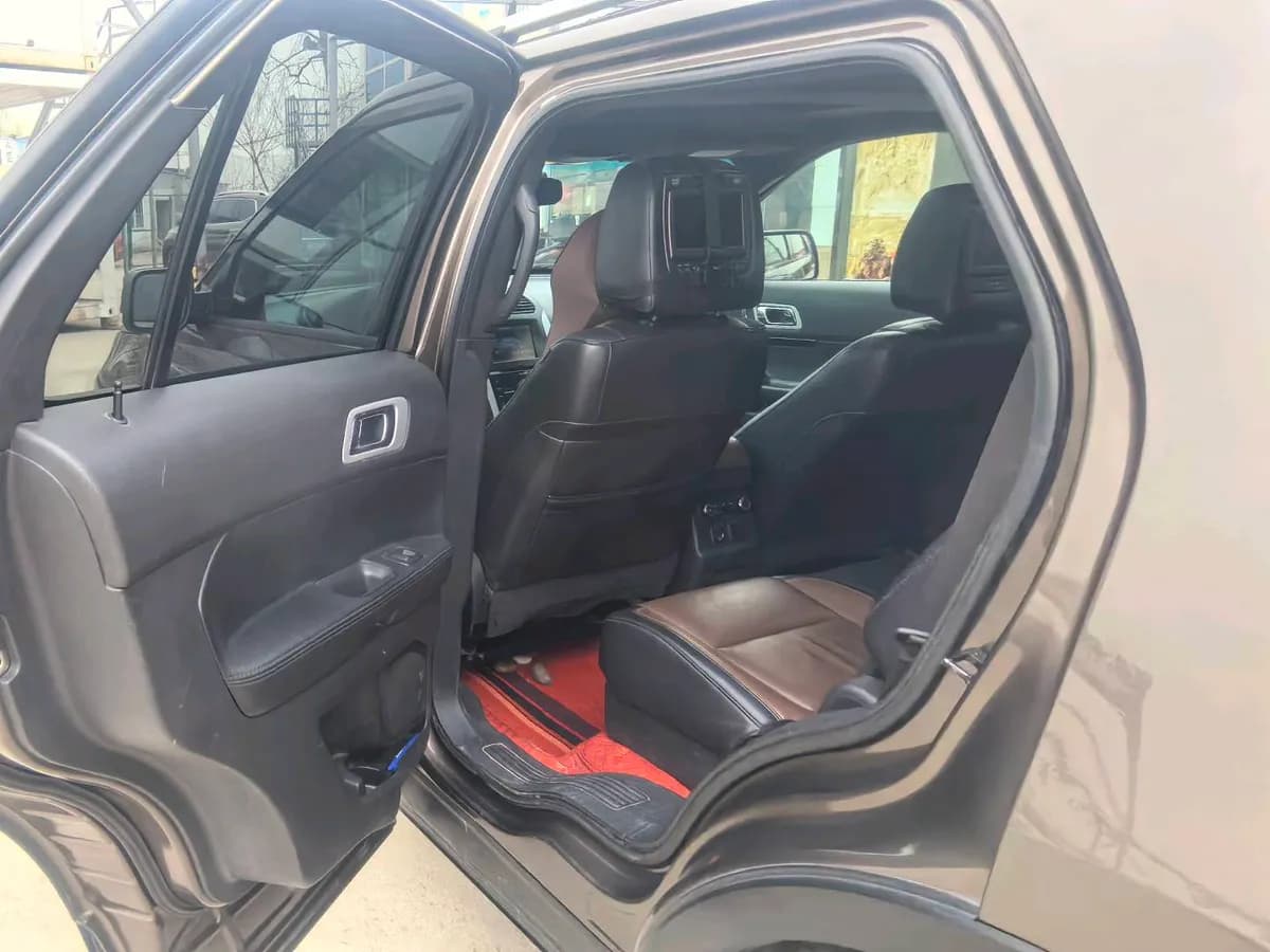 Ford ( ) 2013 3.5L 6