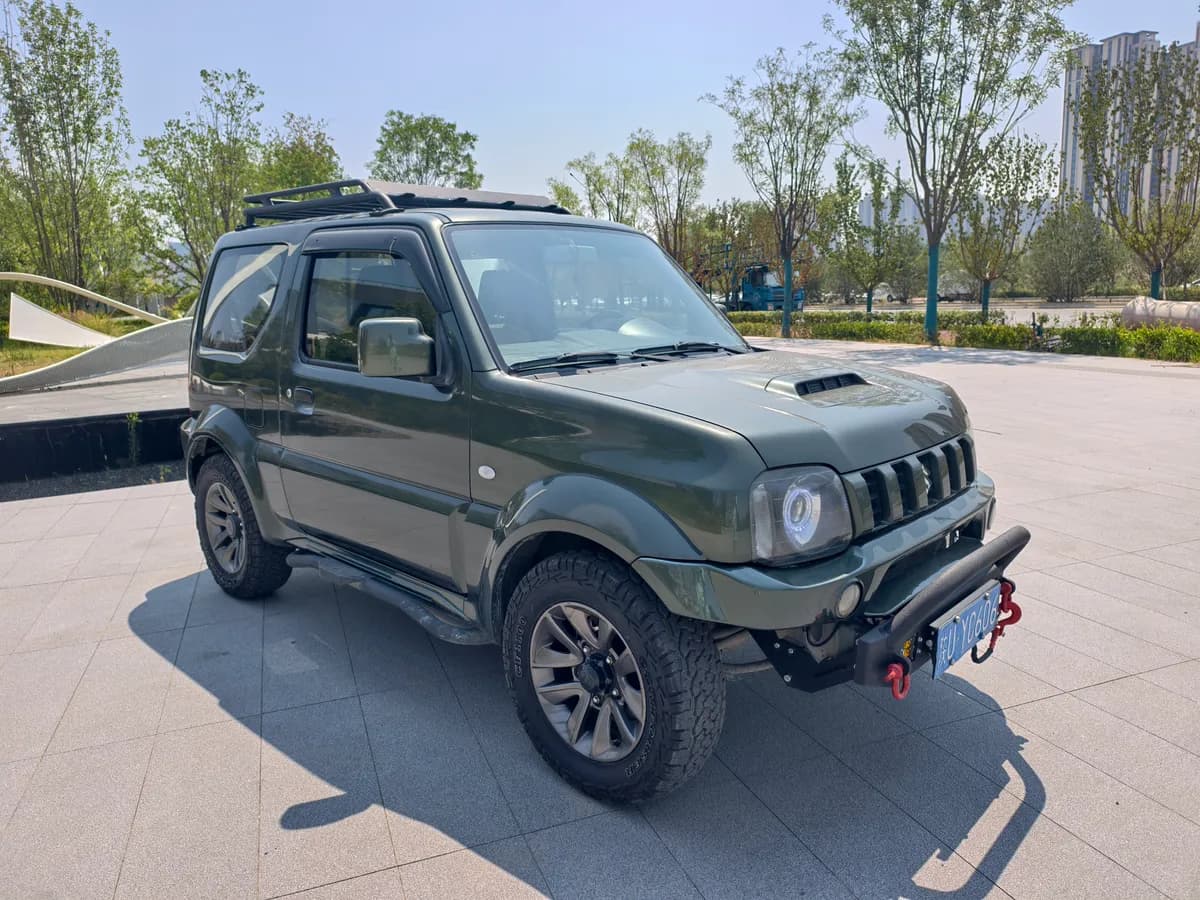 Suzuki ( ) 2015 1.3 AT JLX 3