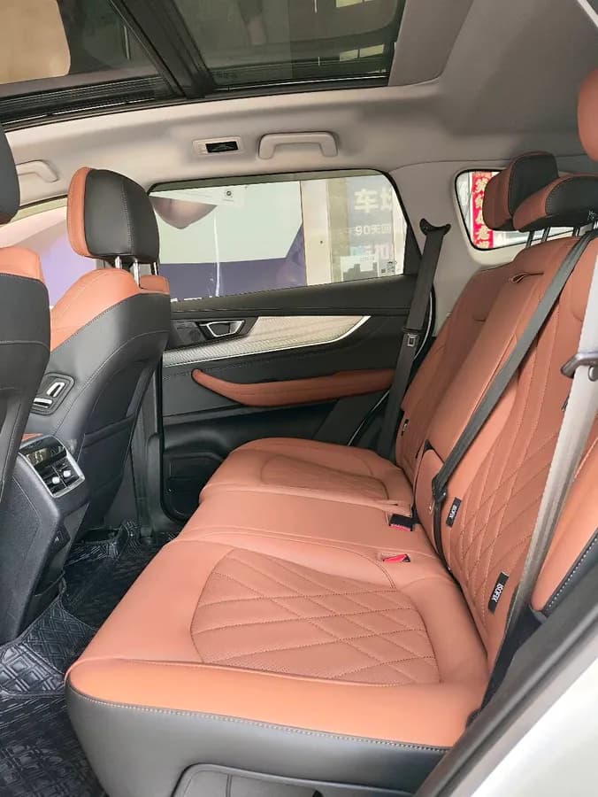 Chery 8 PLUS 2021 290TGDI DCT 10