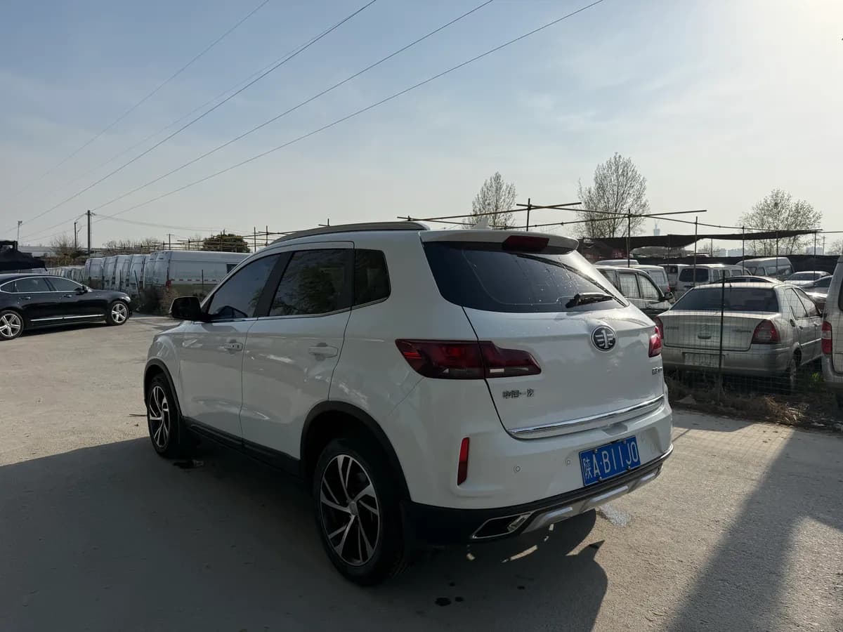 X40 2018 1.6L 4