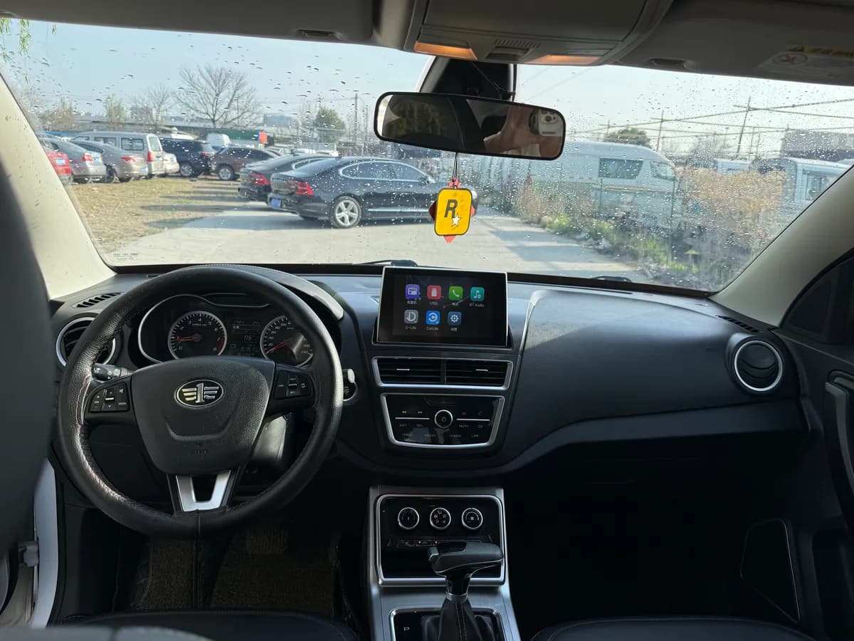 X40 2018 1.6L 8