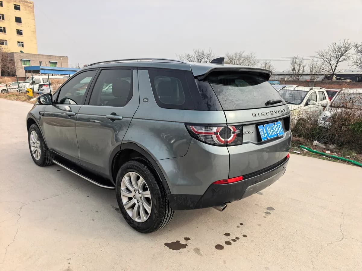 Land Rover 2019 240PS SE V 8