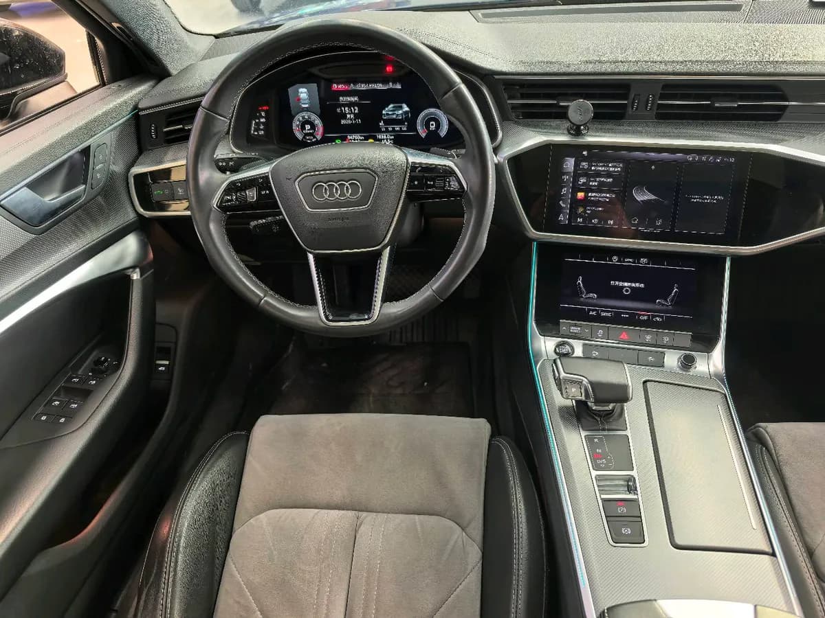 Audi A6L 2022 40 TFSI 6