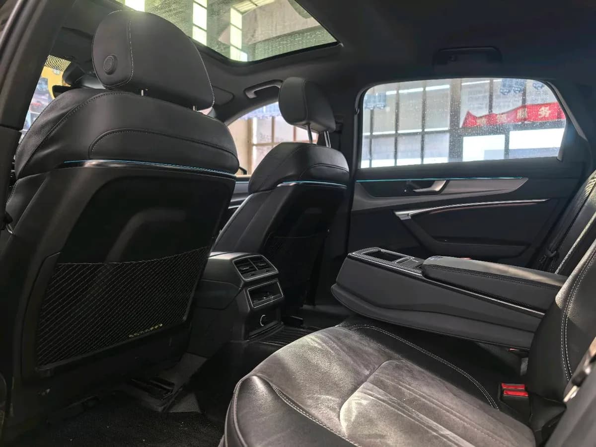Audi A6L 2022 40 TFSI 7
