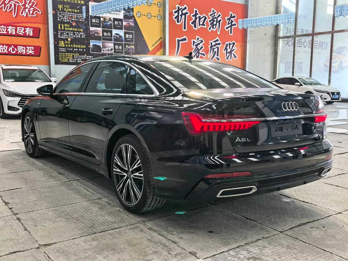Audi A6L 2022 40 TFSI 10