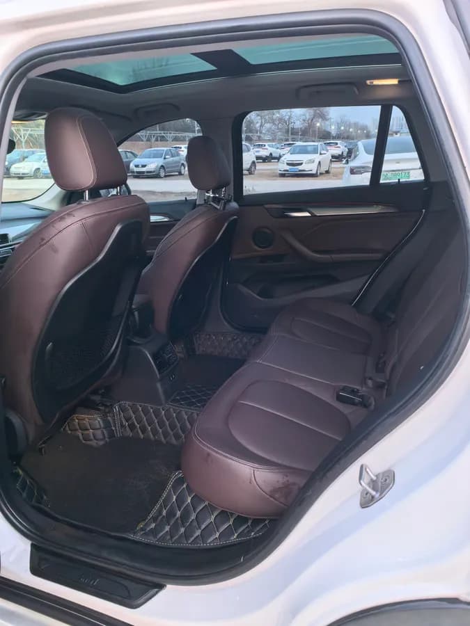 BMW X1 2019 sDrive18Li 5