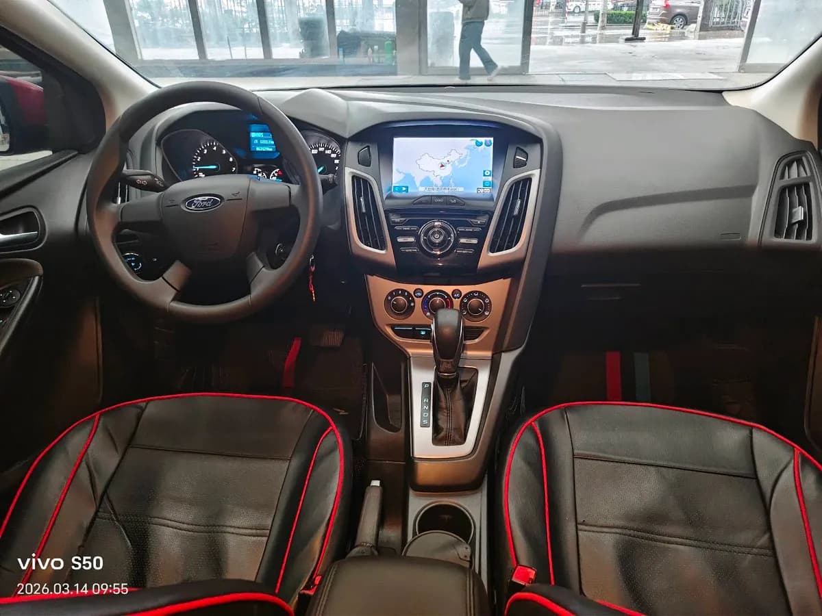 Ford 2012 1.6L ��� 6
