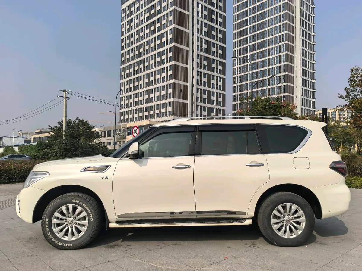 Nissan 2016 5.6L 2