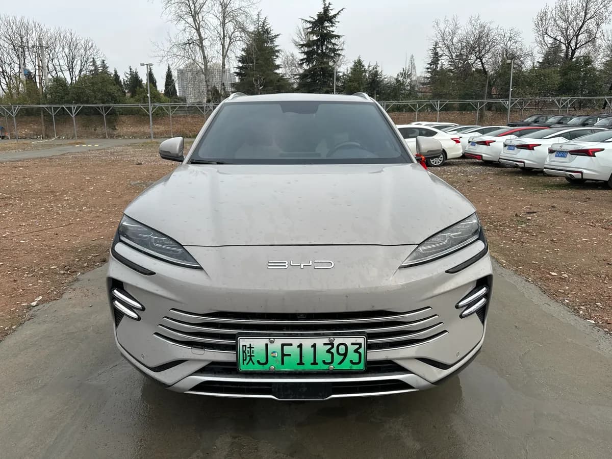 BYD PLUS 2024 DM-i 110km 2