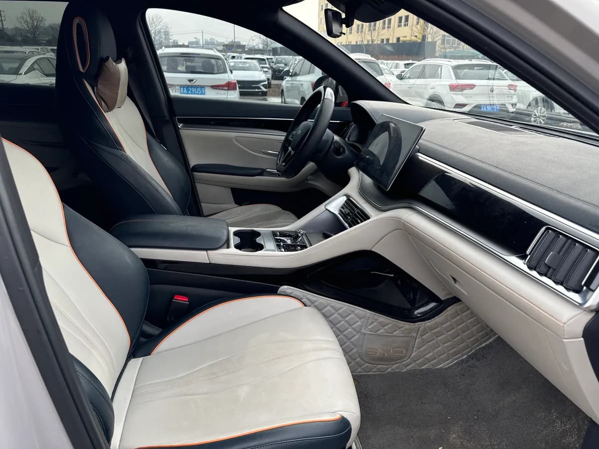 BYD PLUS 2024 DM-i 110km 7
