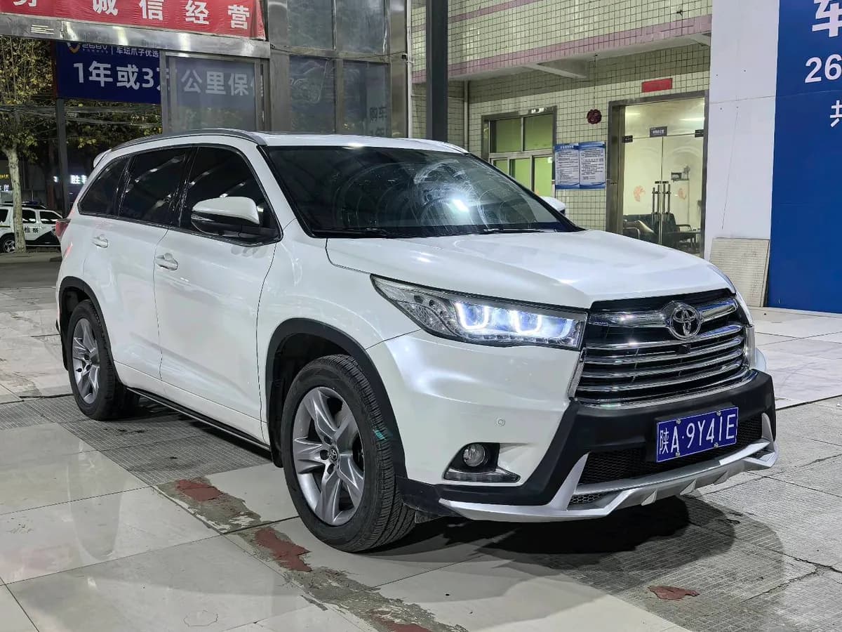 Toyota 2017 2.0T 7 3