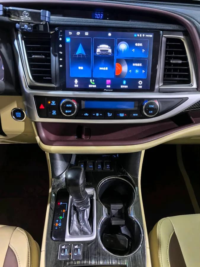 Toyota 2017 2.0T 7 7