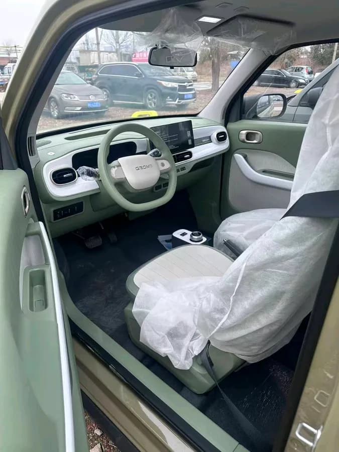 Geely 2025 210km 4