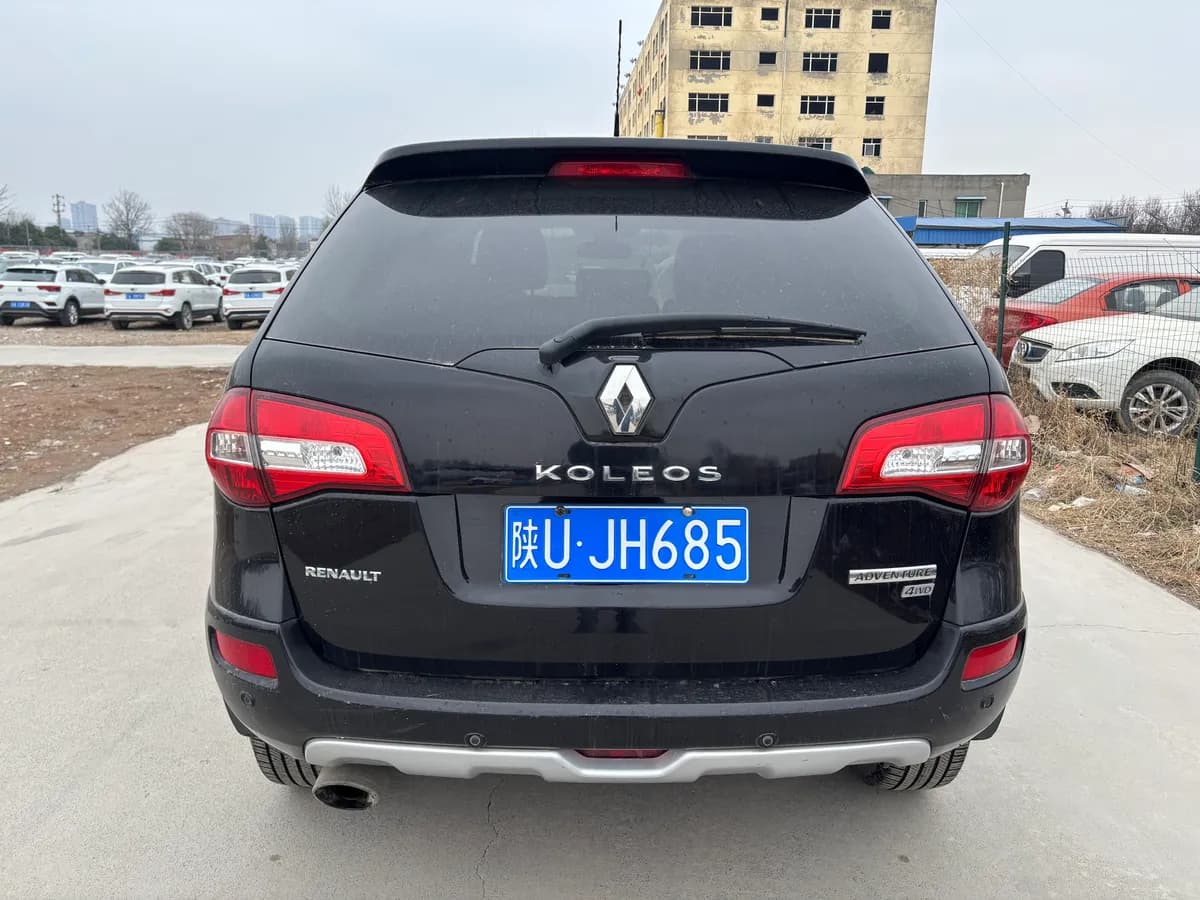 ( ) 2012 2.5L 5