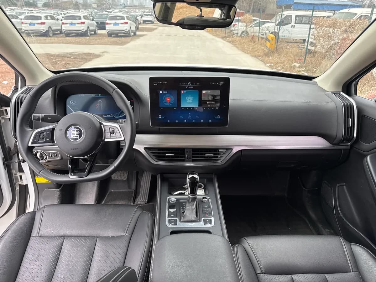 BYD 2018 2.0T 7 V 5