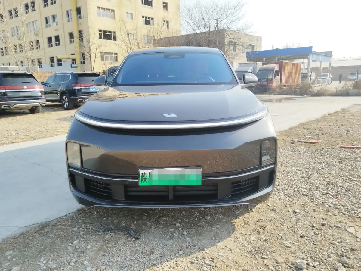 Li Auto L8 2023 Pro 2
