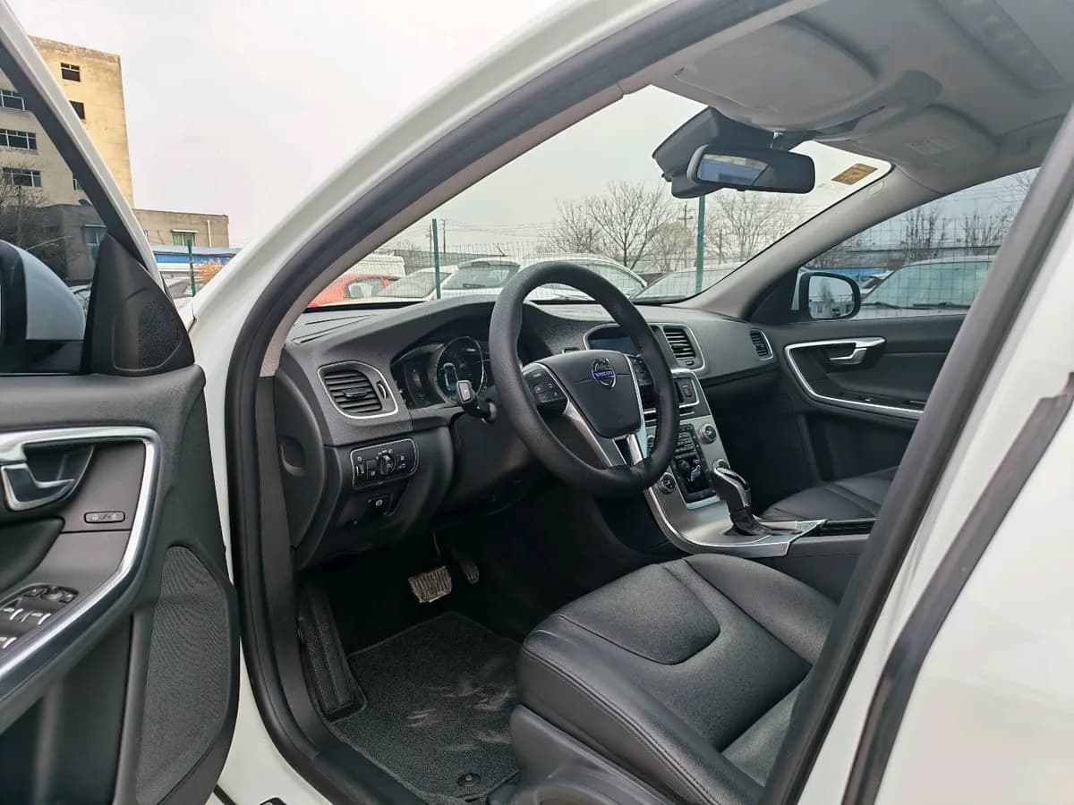 Volvo S60 2016 S60L T4 7
