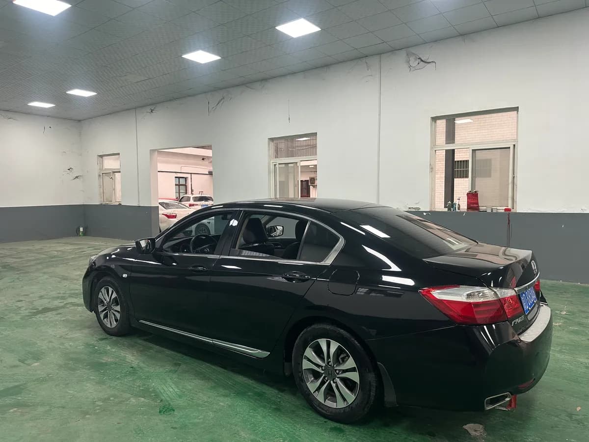 Honda 2015 2.0L LX 4