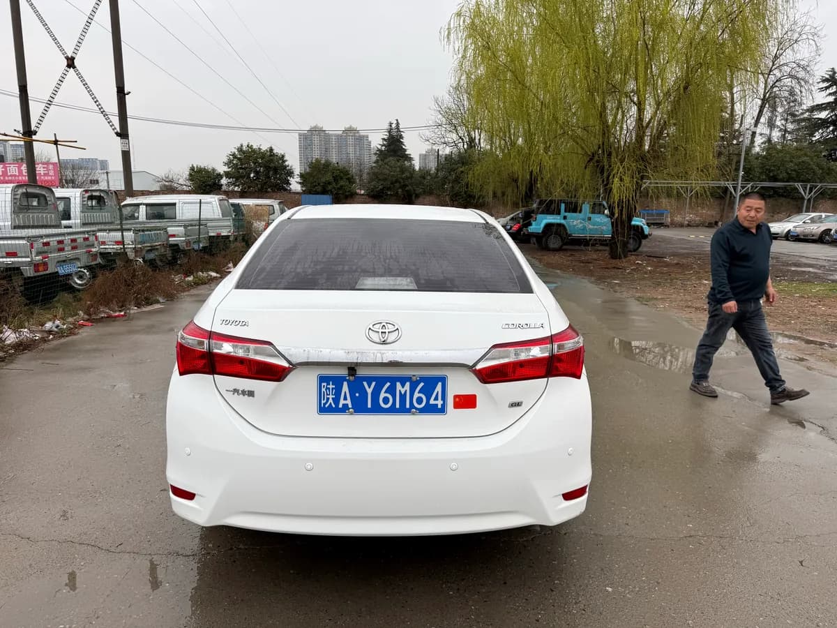 Toyota 2014 1.6L CVT GL 4