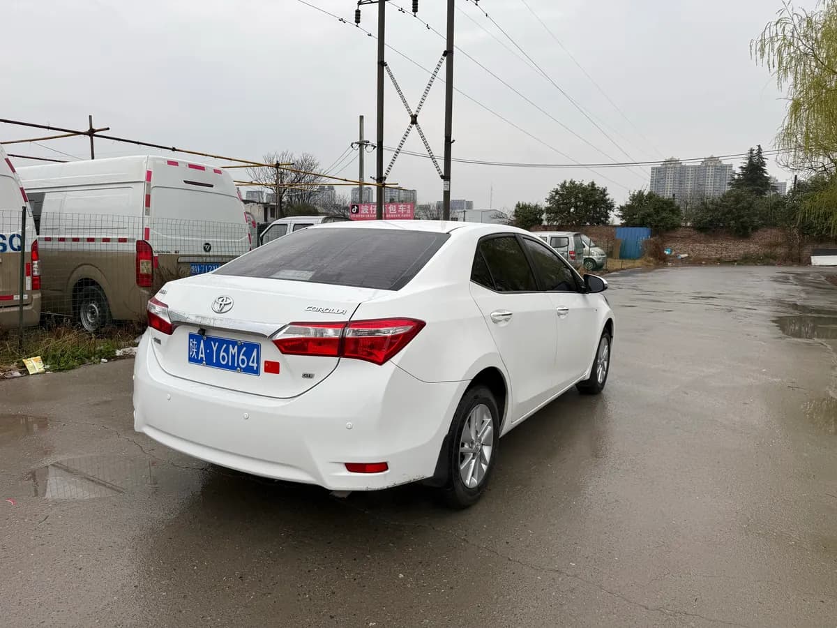 Toyota 2014 1.6L CVT GL 6